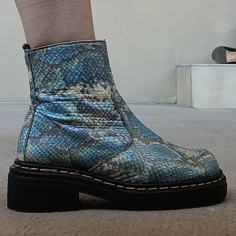 Dr. Martens- Blue Snake Pattern Ankle Boots- Size 7 (US)